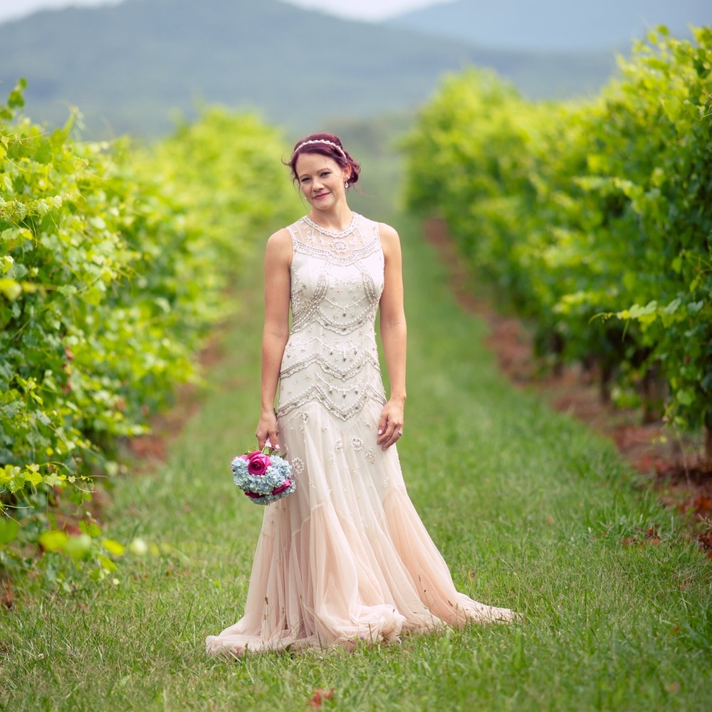 Needle and Thread BHLDN Cate Wedding Dress - Picture 5 of 11